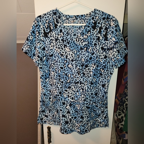 SCRUB TOP SIZE S - Picture 1 of 1